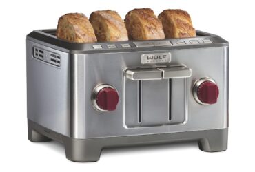 Wolf Gourmet WGTR104S toaster