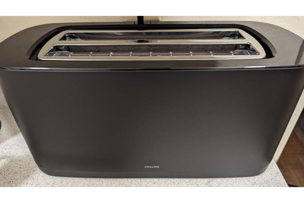 zwilling enfinigy 2 long slot toaster Wide Angle